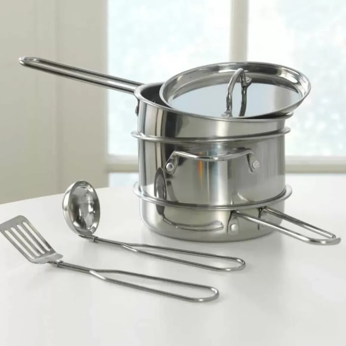 Deluxe Cookware Set With Food