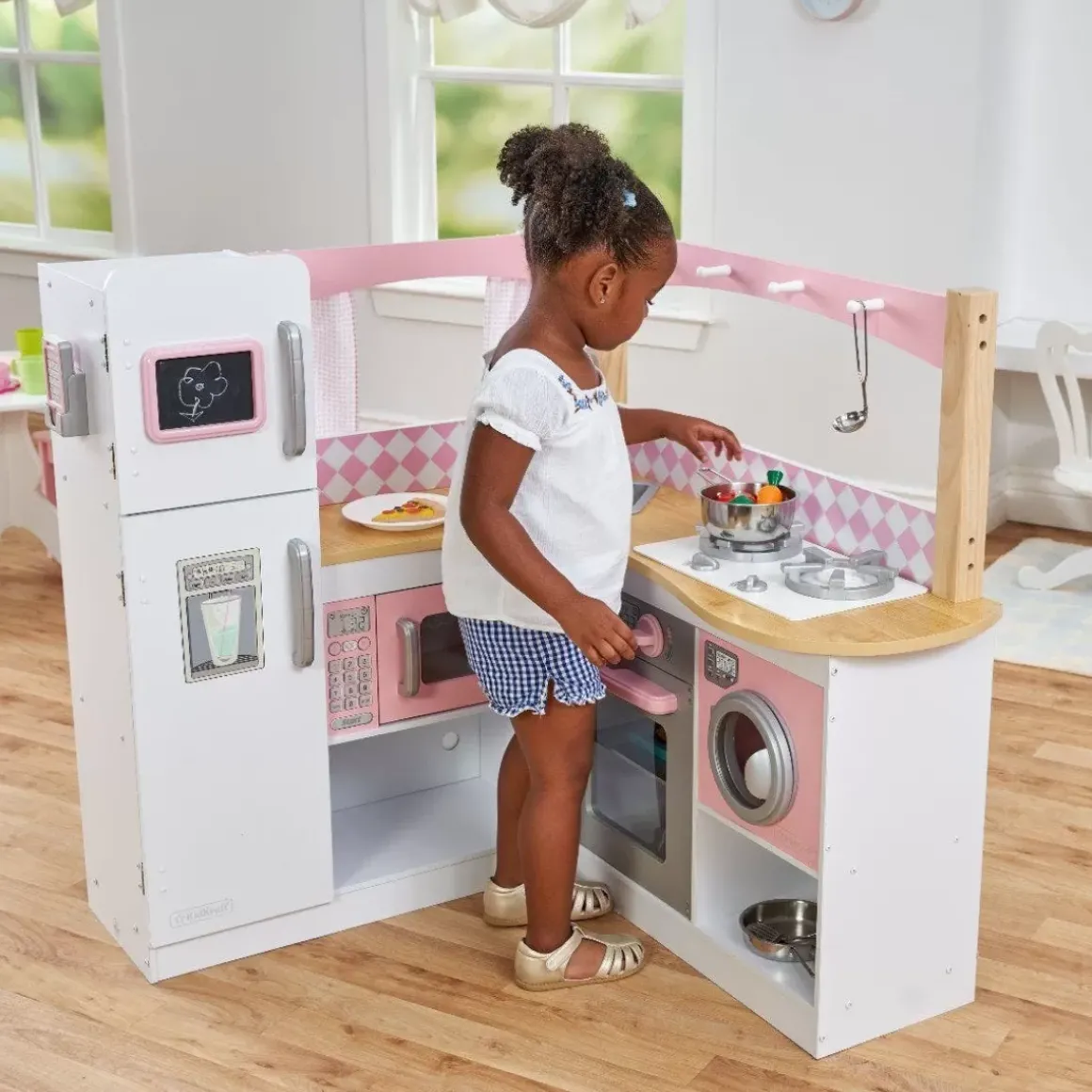 Grand Gourmet Corner Play Kitchen