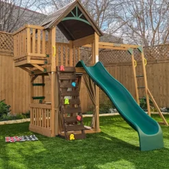 Hangout Hideaway Clubhouse Playset