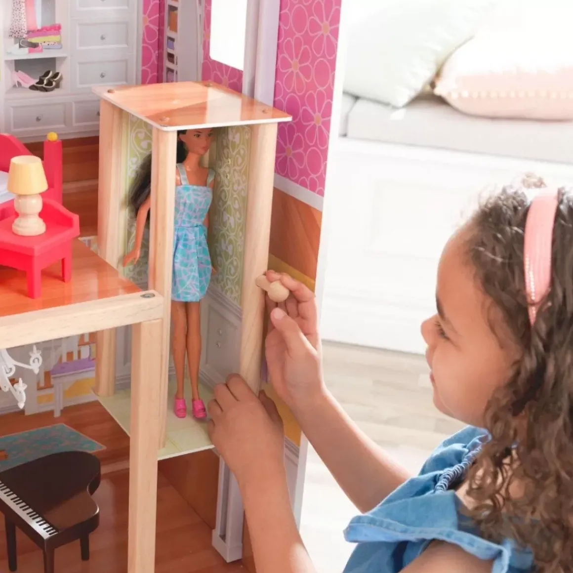 Majestic Mansion Dollhouse