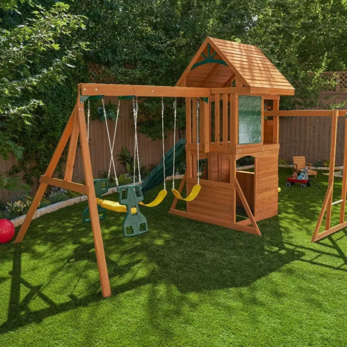 Ridgeview Deluxe Clubhouse Wooden Swing Set / Playset