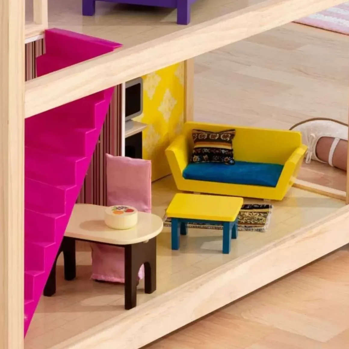 So Chic Dollhouse